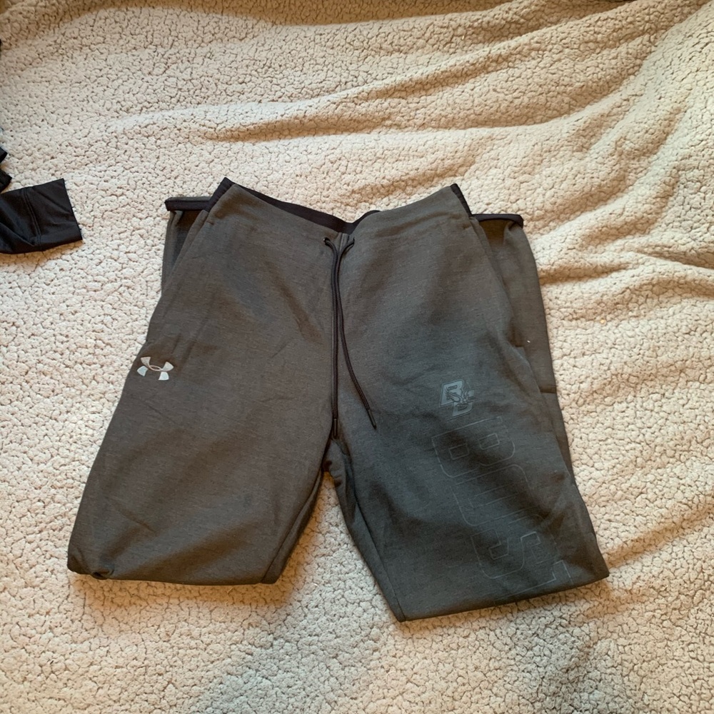 boston college joggers women